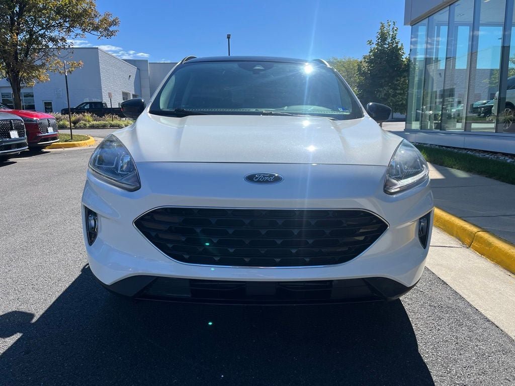 Certified 2022 Ford Escape SEL w/ SEL Stealth AWD Package image 2