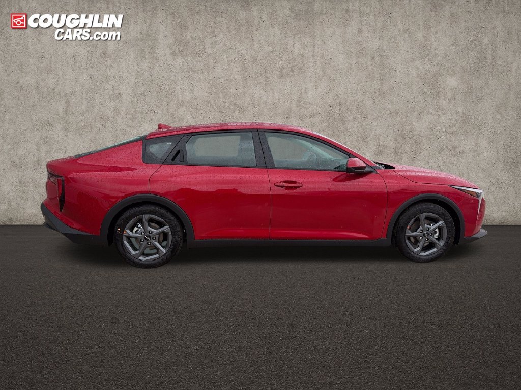 New 2026 Kia K4 FWD image 8