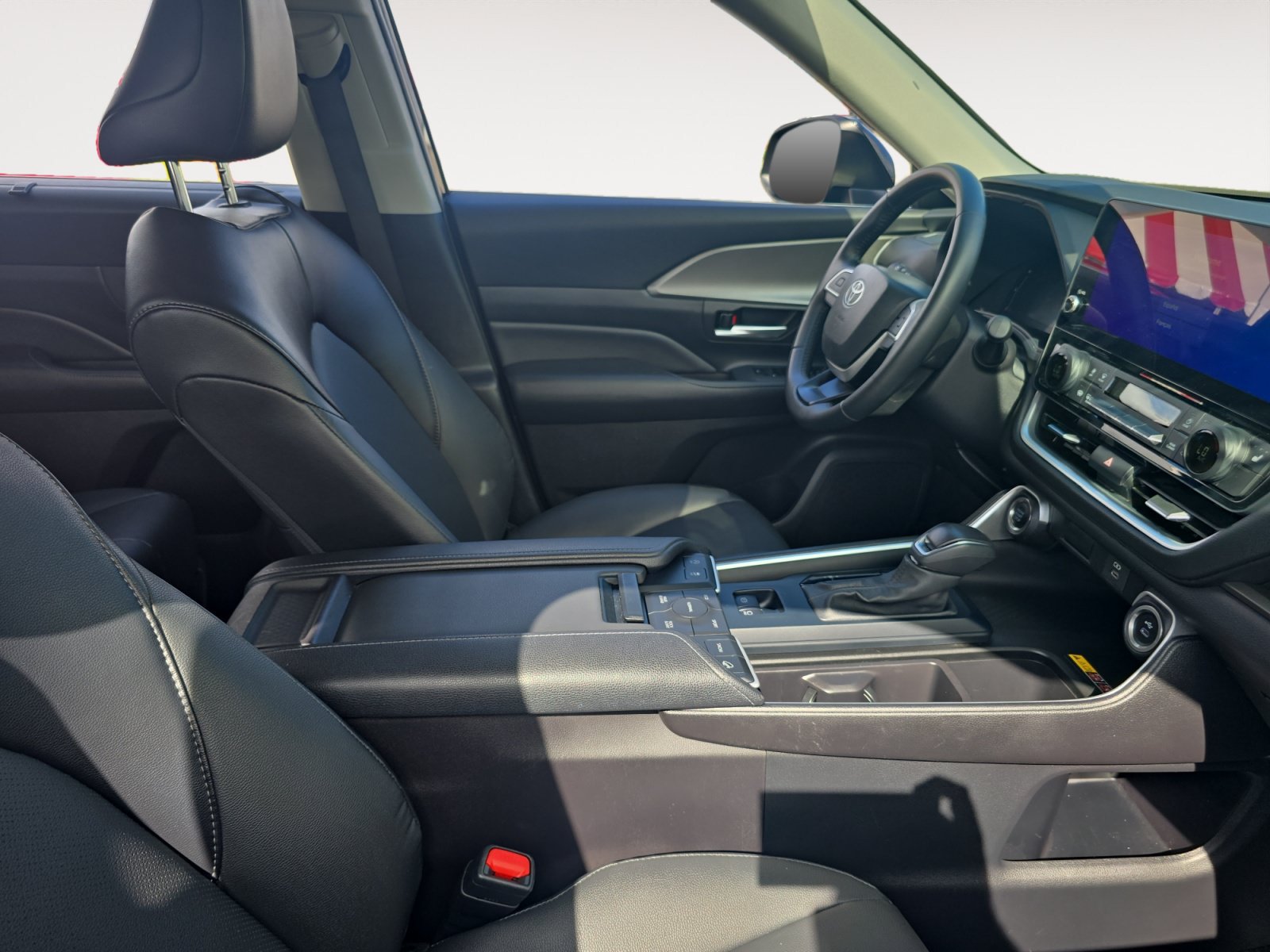Certified 2025 Toyota Grand Highlander AWD image 15