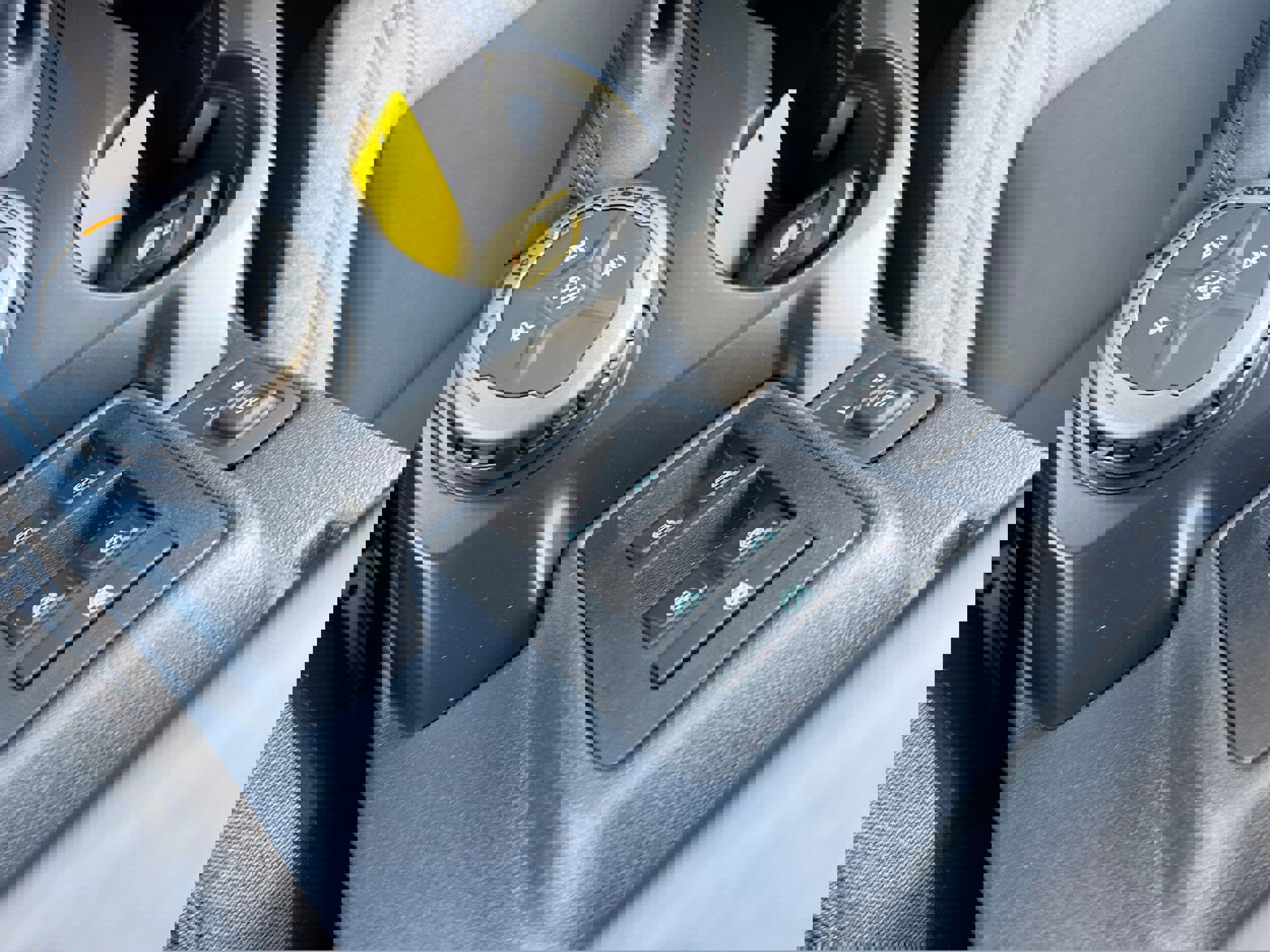 New 2025 Ford Bronco 4-Door image 22