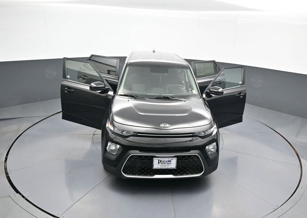 Certified 2021 Kia Soul LX FWD image 44