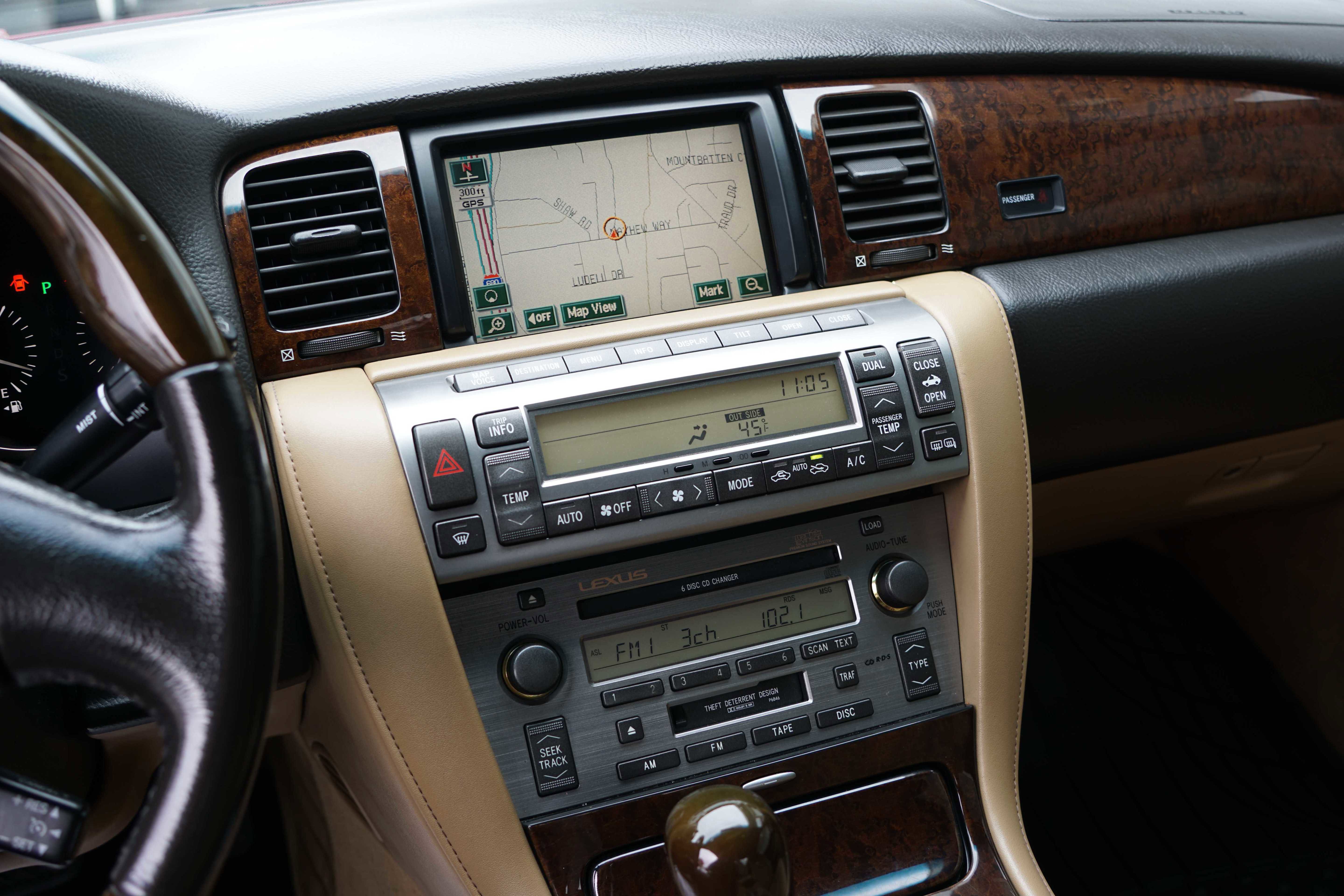 Used 2006 Lexus SC 430 Convertible image 41