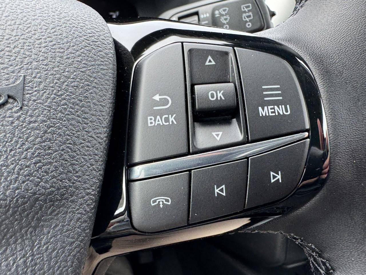 New 2025 Ford Escape Active w/ Cold Weather Package image 11