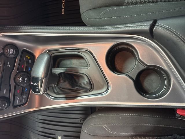 Used 2020 Dodge Challenger SXT RWD image 18
