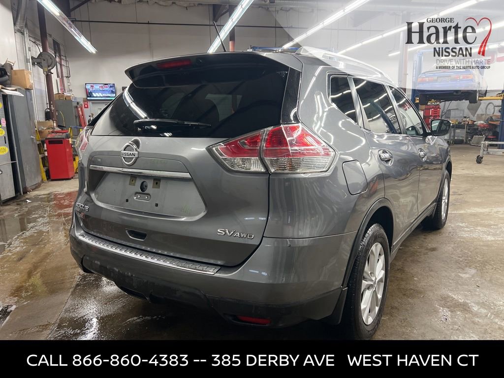 Used 2016 Nissan Rogue SV image 5