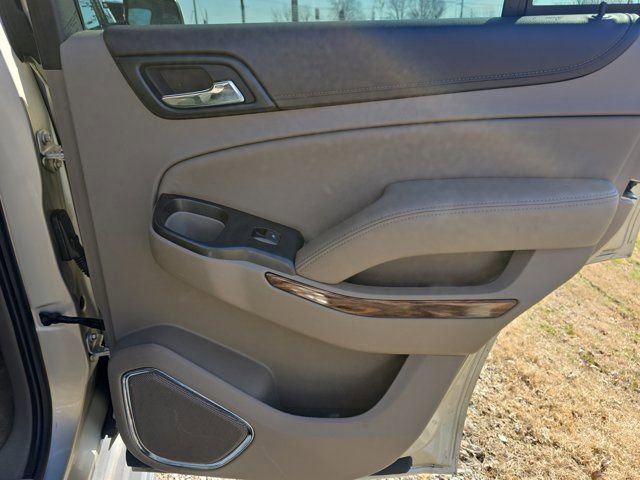 Used 2015 GMC Yukon SLT w/ Open Road Package image 16