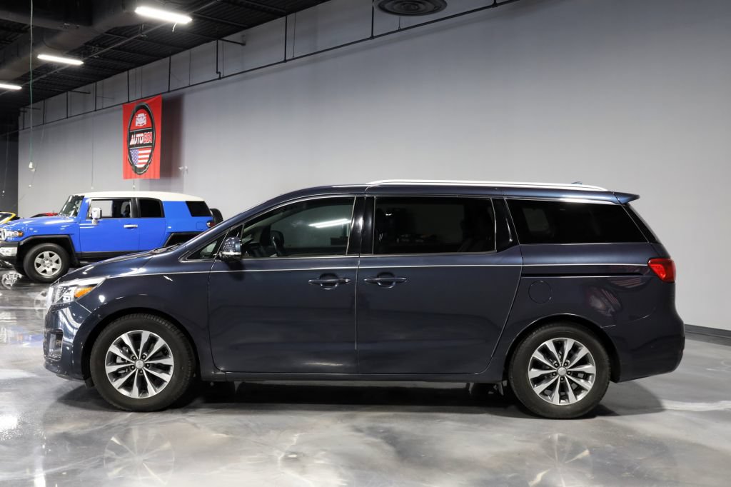Used 2016 Kia Sedona SX FWD image 4