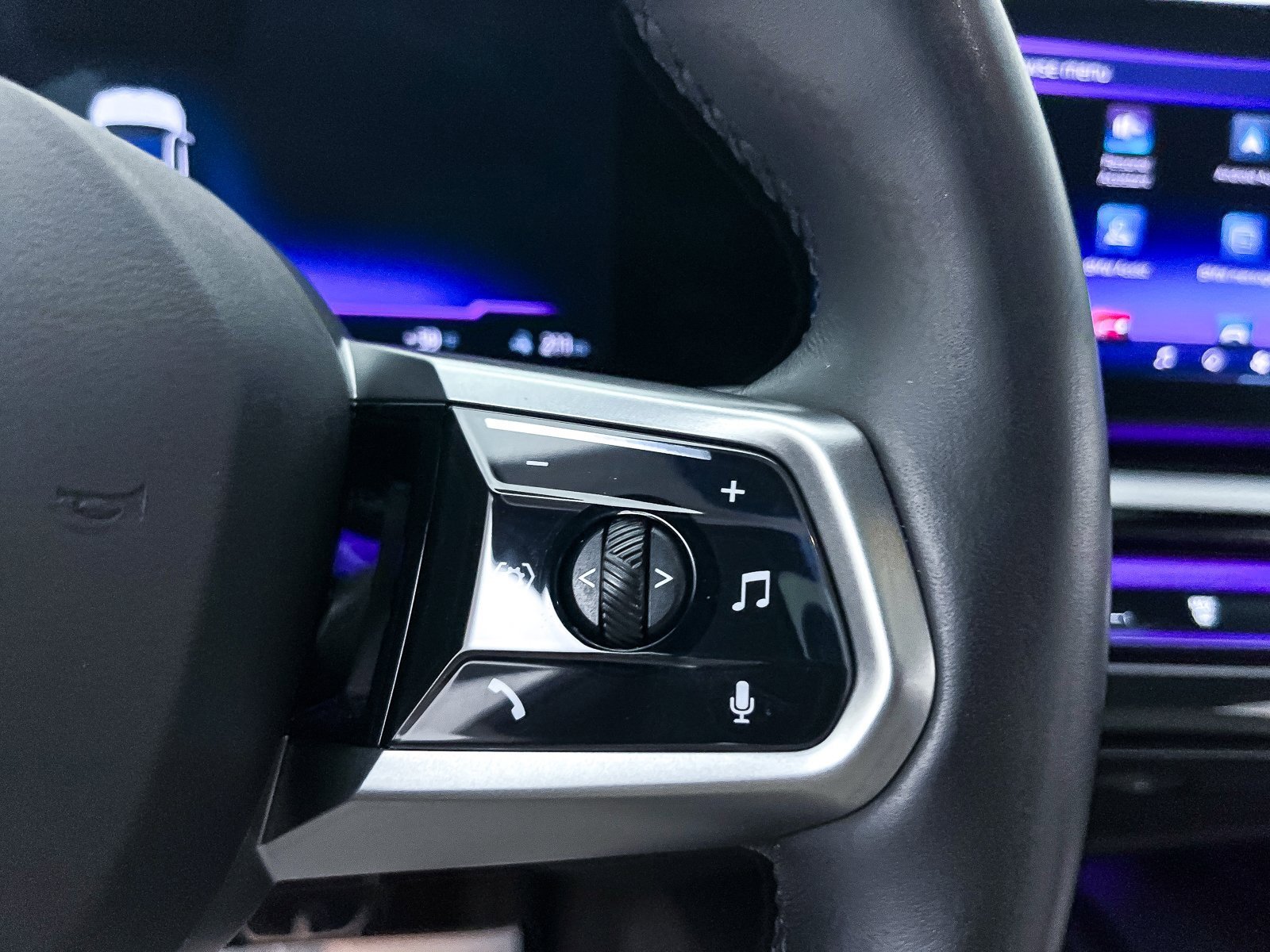 Used 2024 BMW i5 eDrive40i w/ M Sport Package image 30