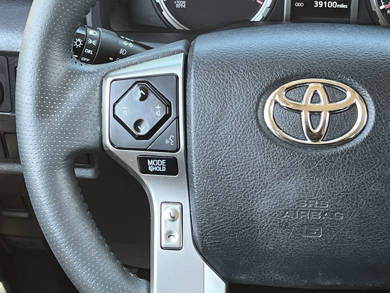 Used 2024 Toyota 4Runner TRD Sport AWD/4WD image 12