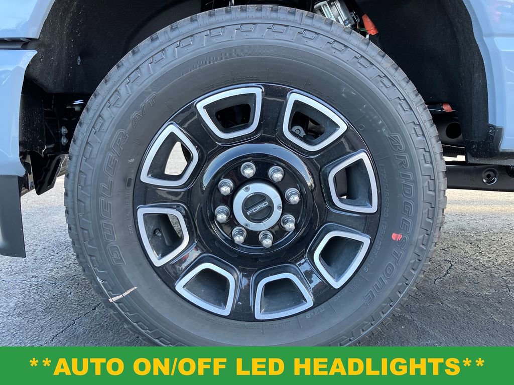 New 2026 Ford F350 Platinum image 15