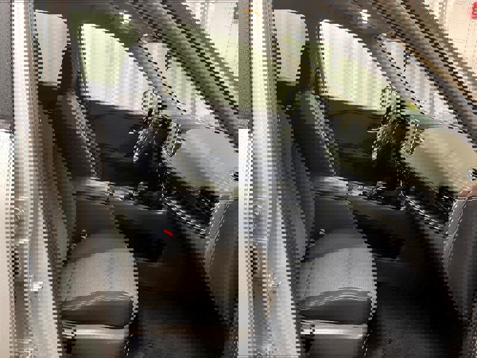 Certified 2022 Nissan Rogue SV image 11