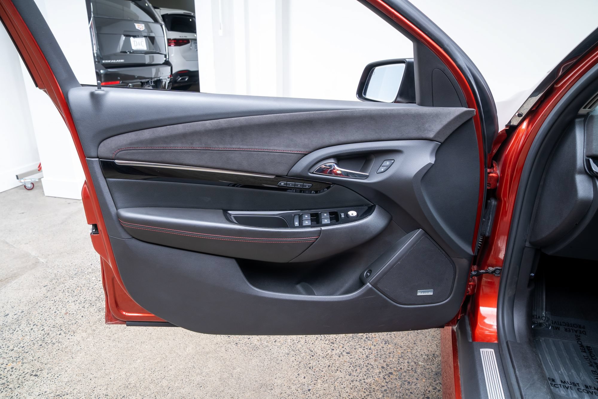 Used 2015 Chevrolet SS RWD image 21