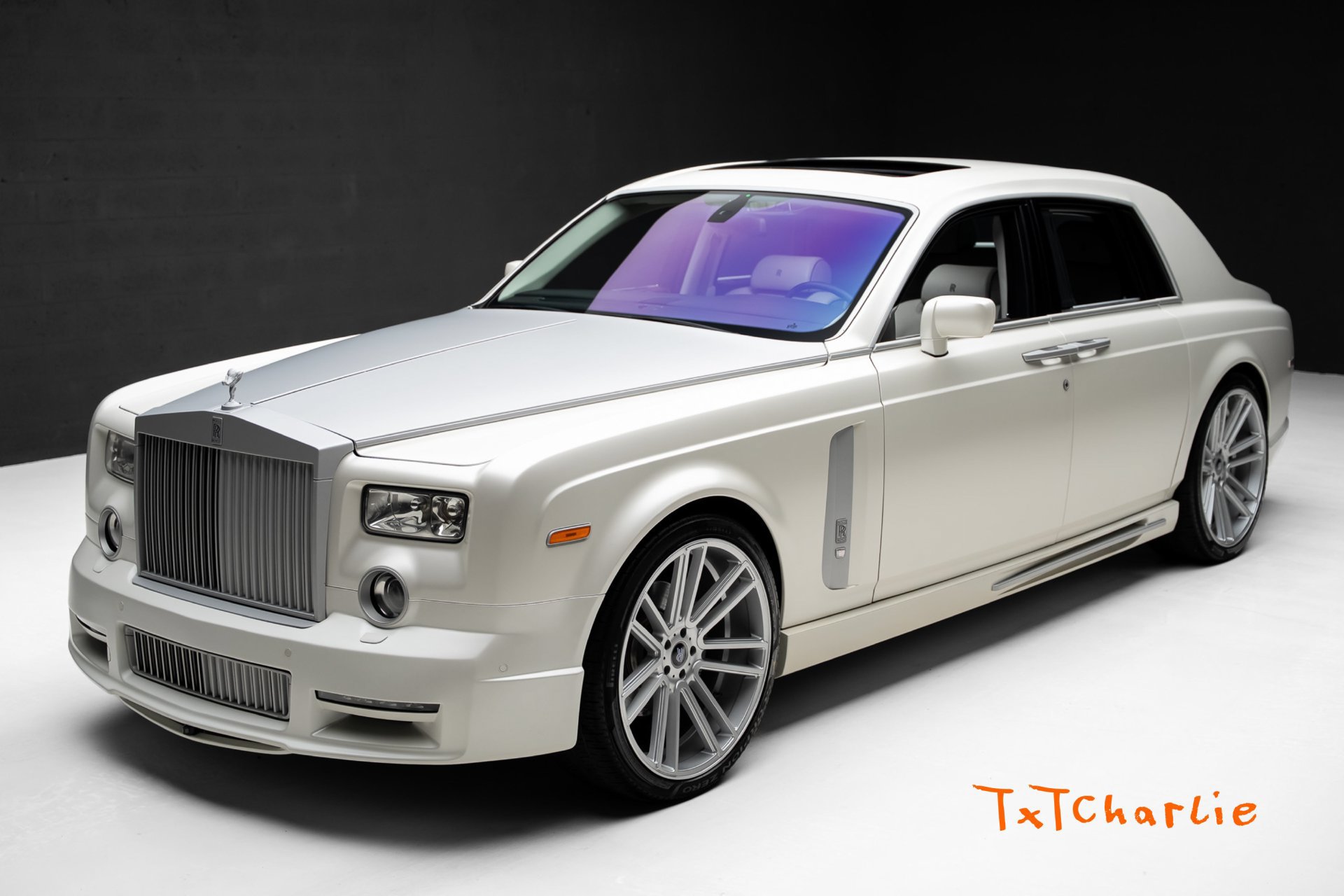 Used 2009 Rolls-Royce Phantom Sedan RWD image 1