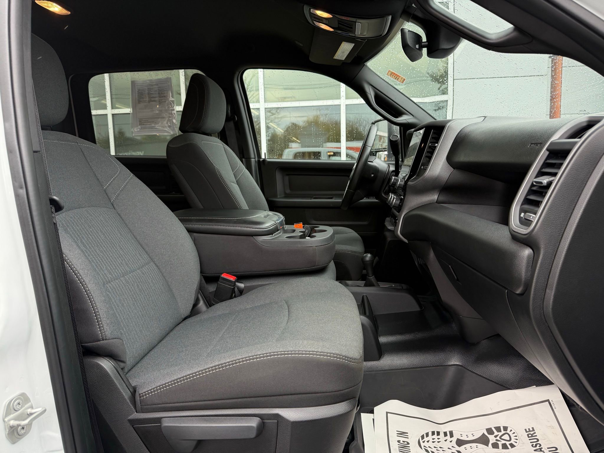 Used 2024 RAM 3500 Tradesman w/ Convenience Group image 19