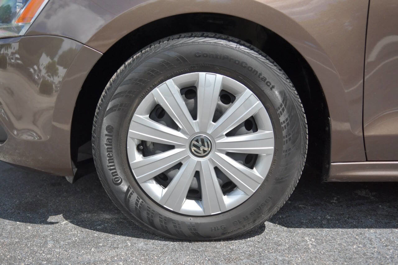 Used 2014 Volkswagen Jetta S image 9