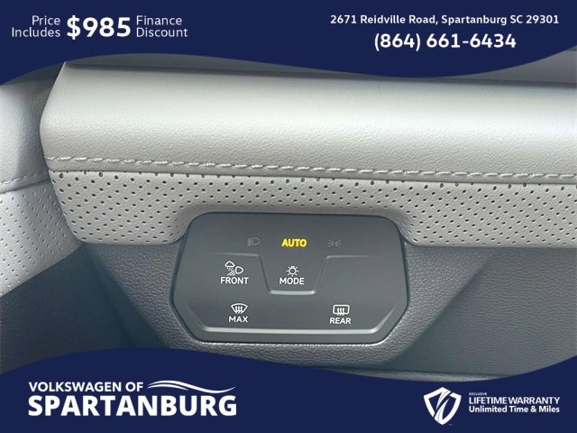 Used 2024 Volkswagen Atlas Peak Edition SEL image 33