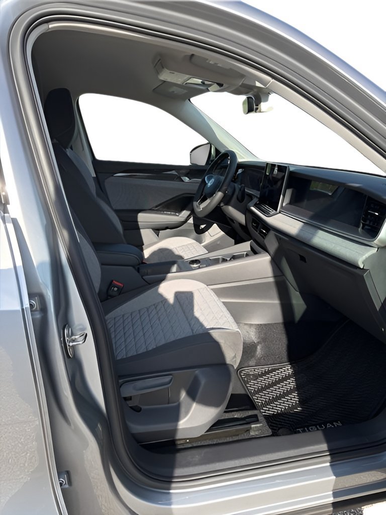 New 2026 Volkswagen Tiguan S AWD/4WD image 11