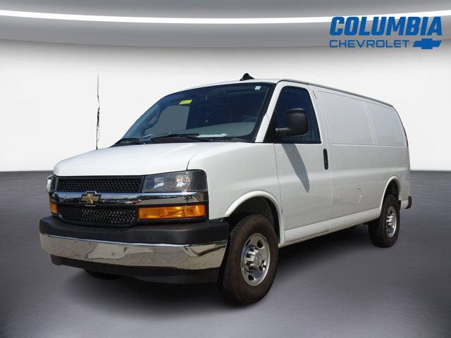 Used 2024 Chevrolet Express 2500 w/ Driver Convenience Package RWD image 5