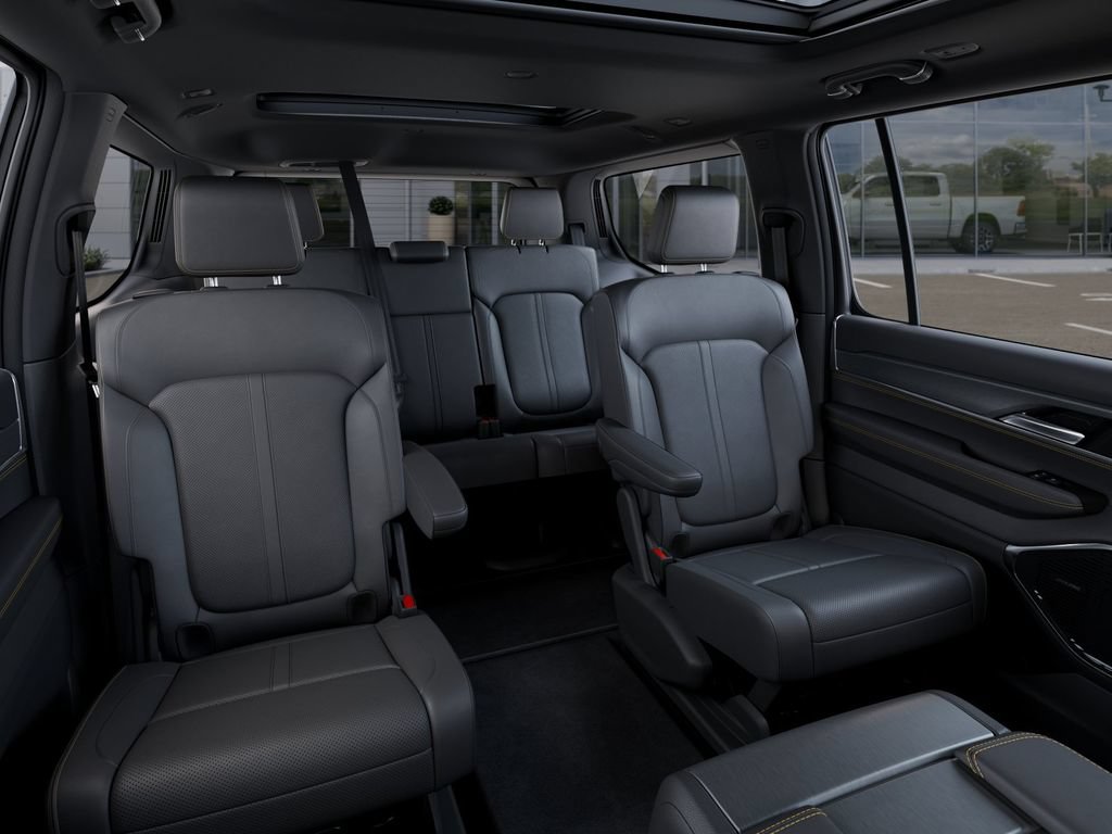 New 2026 Jeep Grand Wagoneer 4WD image 15