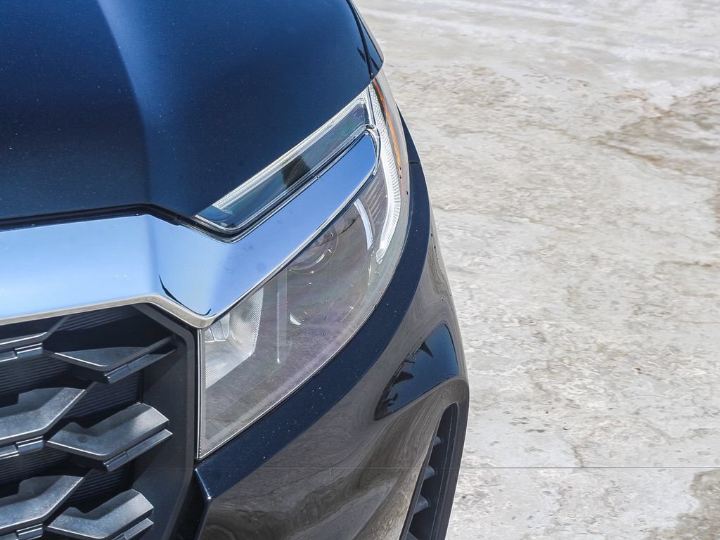 Certified 2025 Honda Passport EX-L image 11