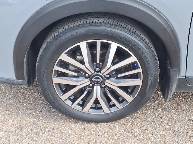 Certified 2024 Nissan Kicks SV FWD image 21