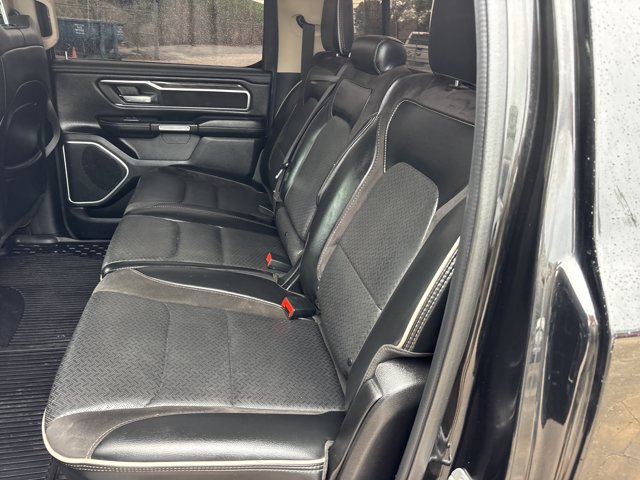 Used 2019 RAM 1500 Laramie AWD/4WD image 17