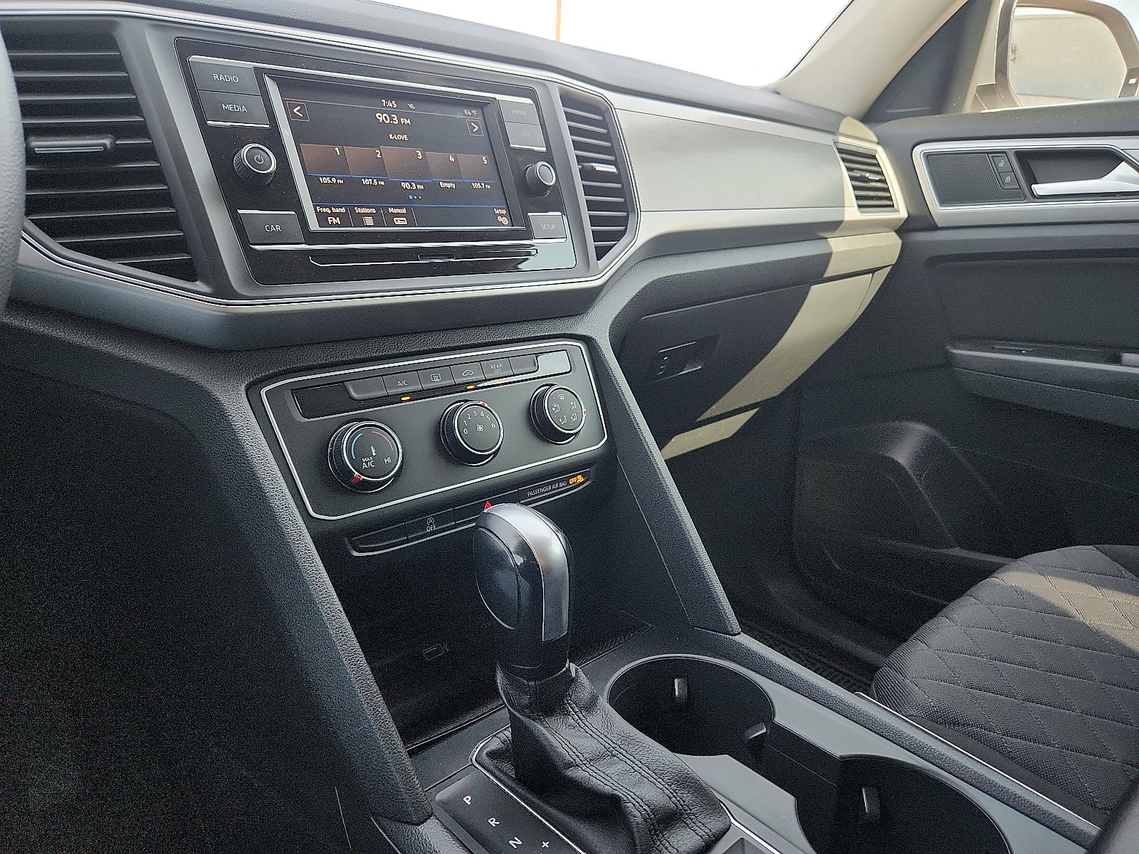Used 2018 Volkswagen Atlas S FWD image 20