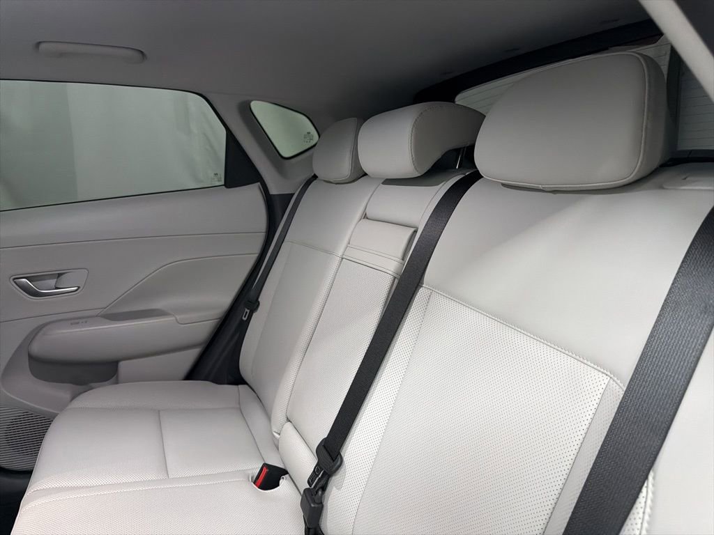 Used 2024 Hyundai Kona Limited image 19