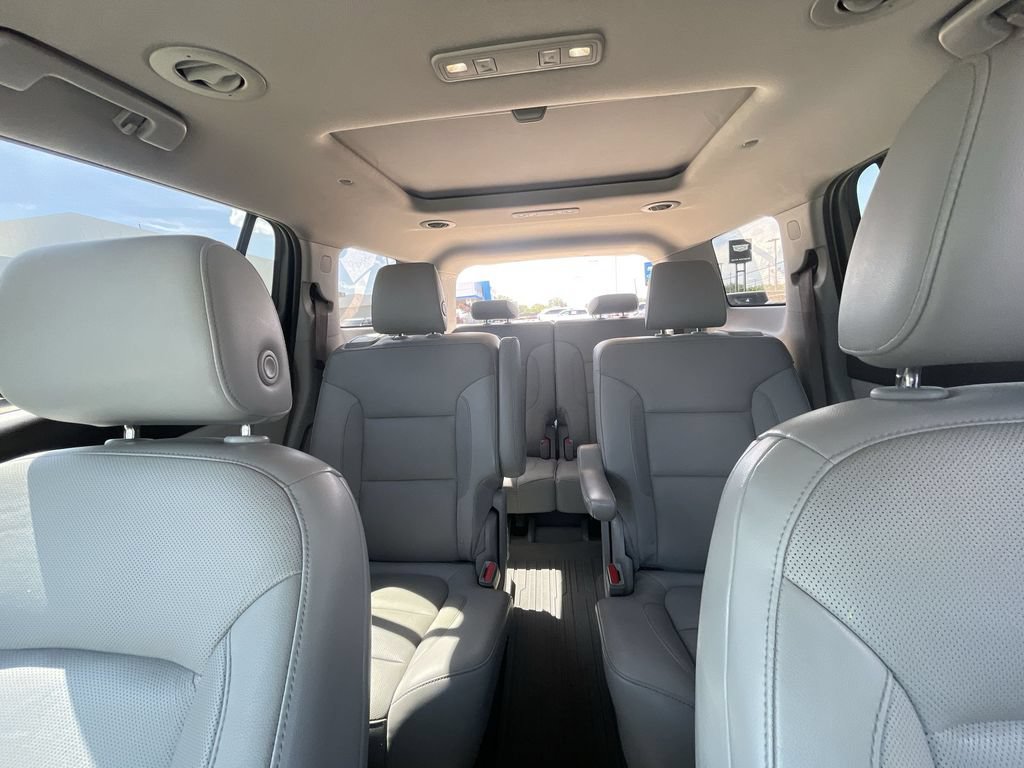 Certified 2018 GMC Acadia SLT w/ LPO, Floor Liner Package FWD image 21