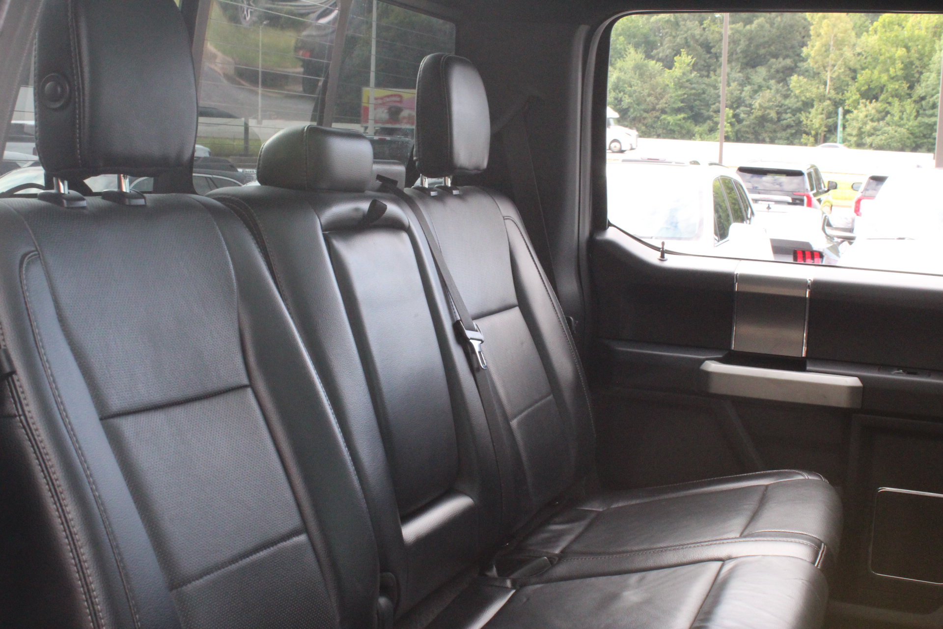 Used 2016 Ford F150 Lariat AWD/4WD image 33