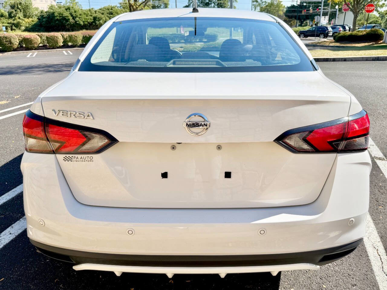 Used 2020 Nissan Versa S image 10