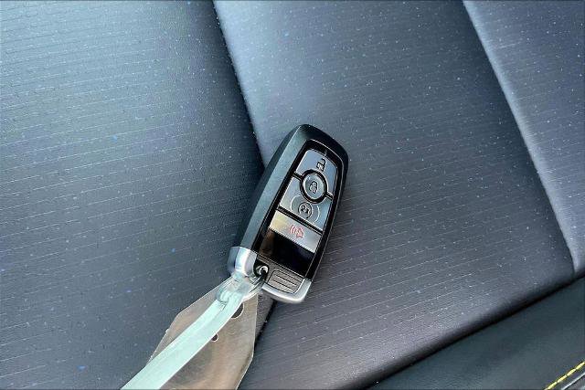 Certified 2025 Ford Maverick Lobo image 36