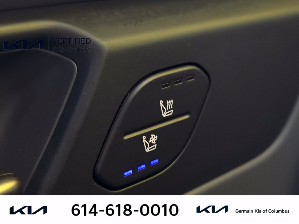 Certified 2024 Kia EV9 Light RWD image 31