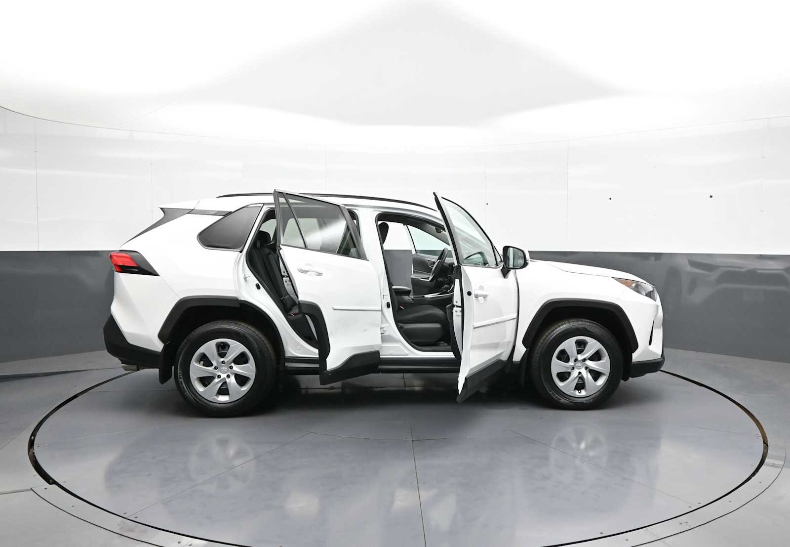 Used 2019 Toyota RAV4 LE w/ All Weather Liner Package AWD/4WD image 40