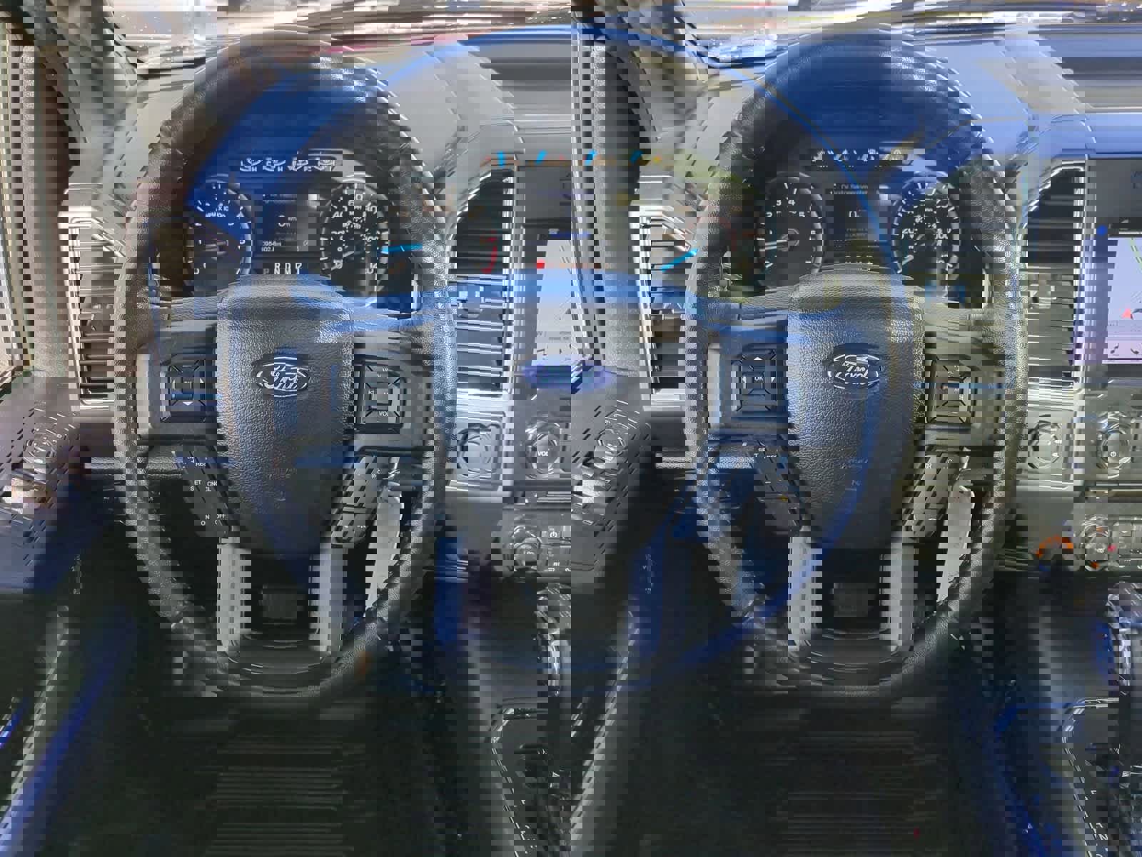 Used 2017 Ford F150 XLT w/ Equipment Group 302A Luxury image 24