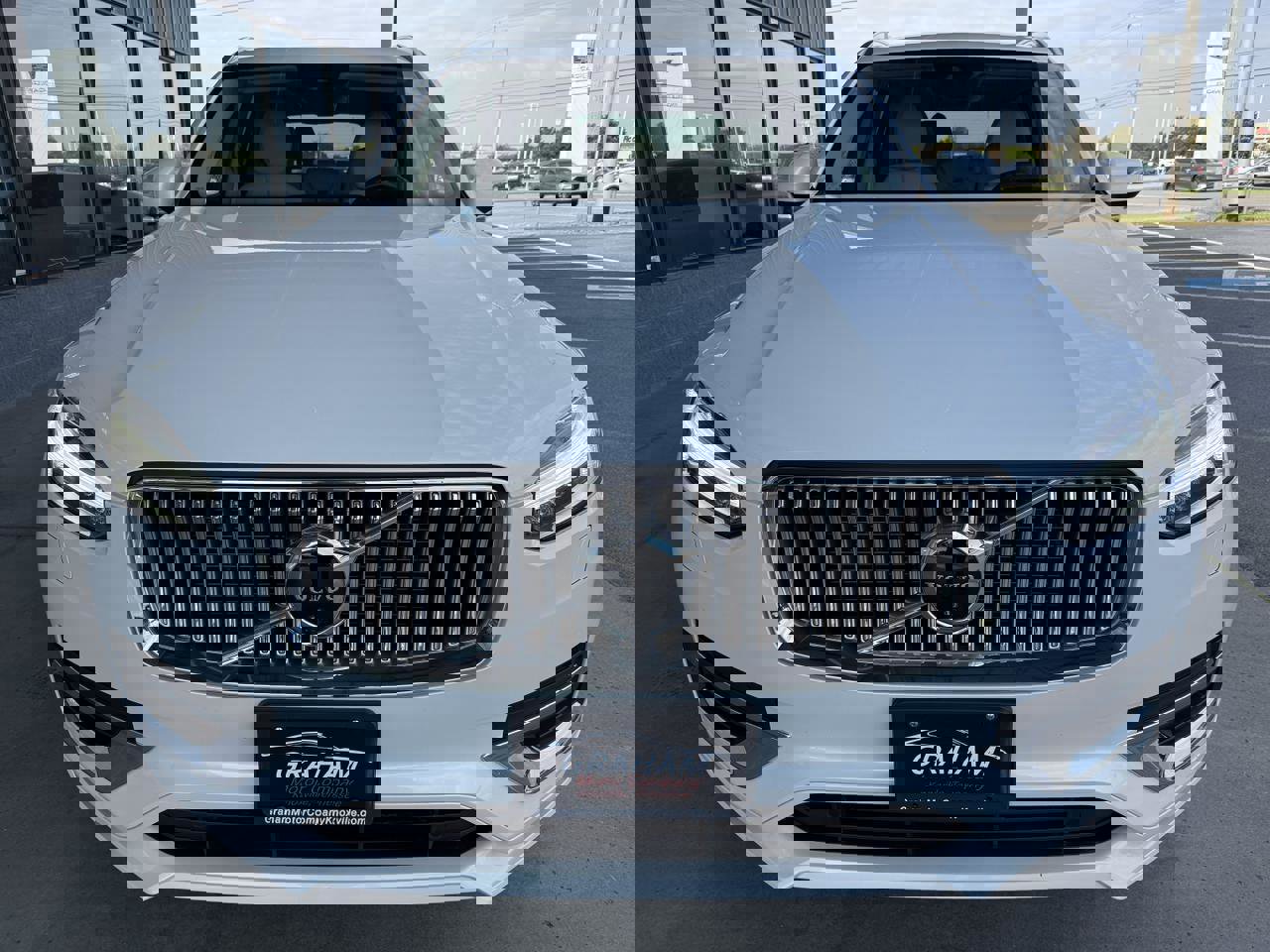 Used 2022 Volvo XC90 T8 Inscription w/ Advanced Package image 2