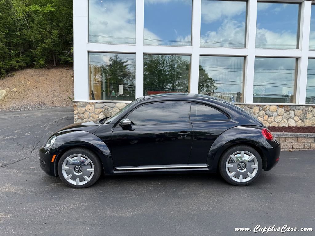 Used 2013 Volkswagen Beetle 2.5 Fender FWD image 13