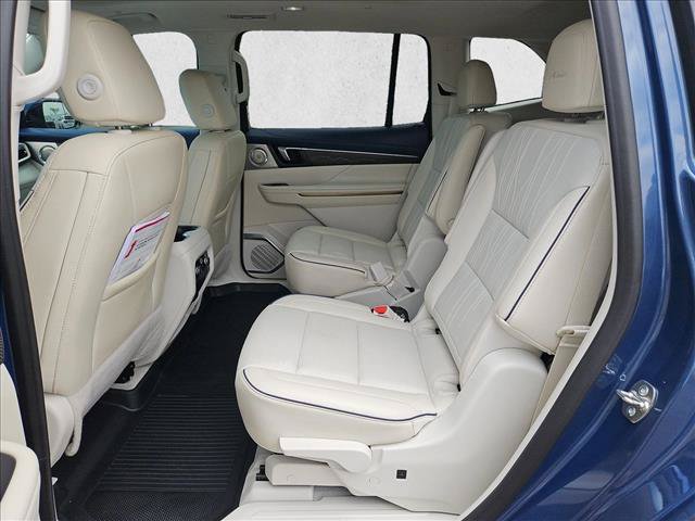 Certified 2025 Buick Enclave Avenir w/ Super Cruise Package AWD/4WD image 26