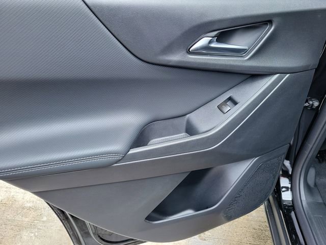 New 2026 Chevrolet Equinox LT w/ Convenience Package II image 8