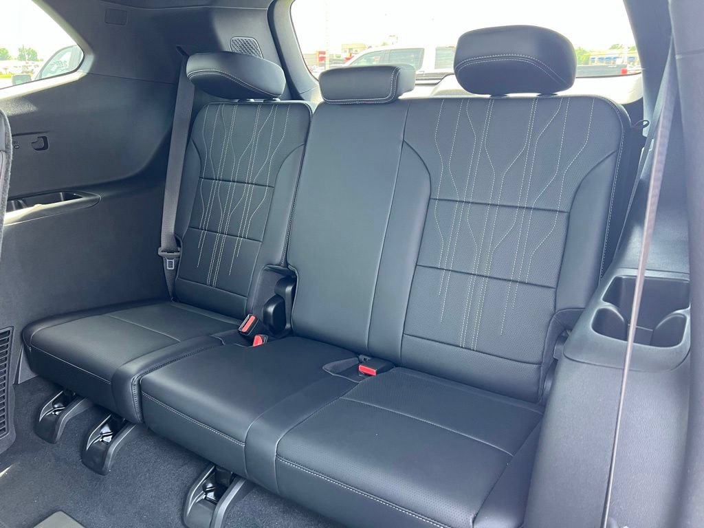 New 2026 Buick Enclave Avenir w/ Super Cruise Package FWD image 20