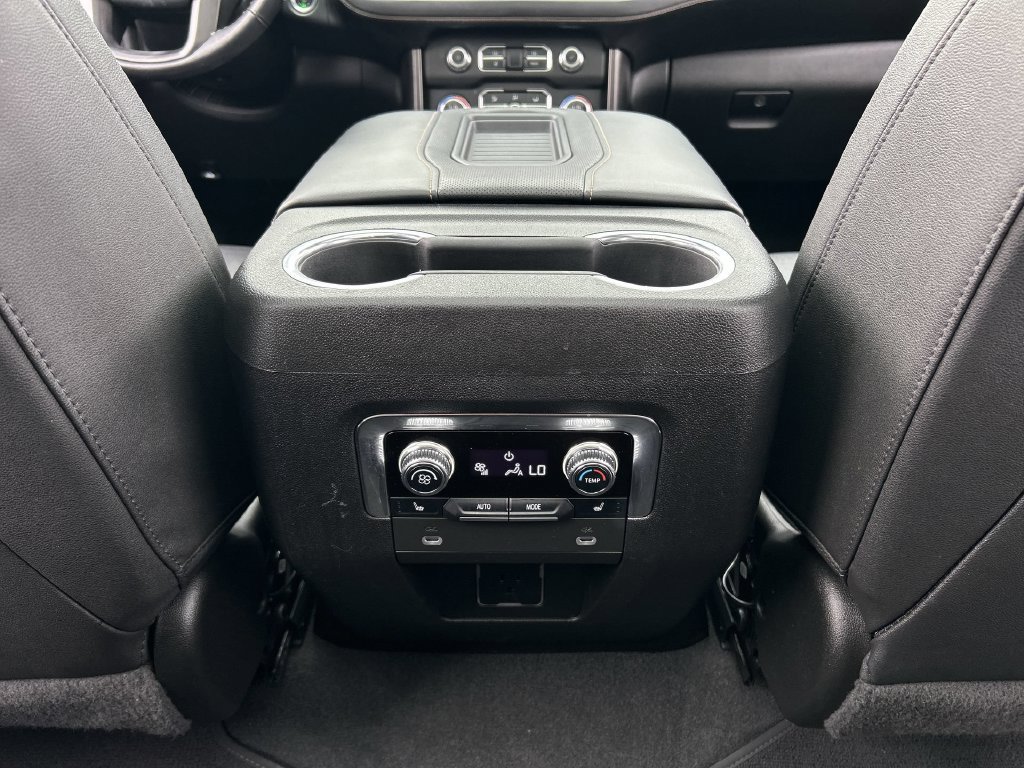 Used 2023 GMC Yukon AT4 w/ Technology Package AWD/4WD image 22