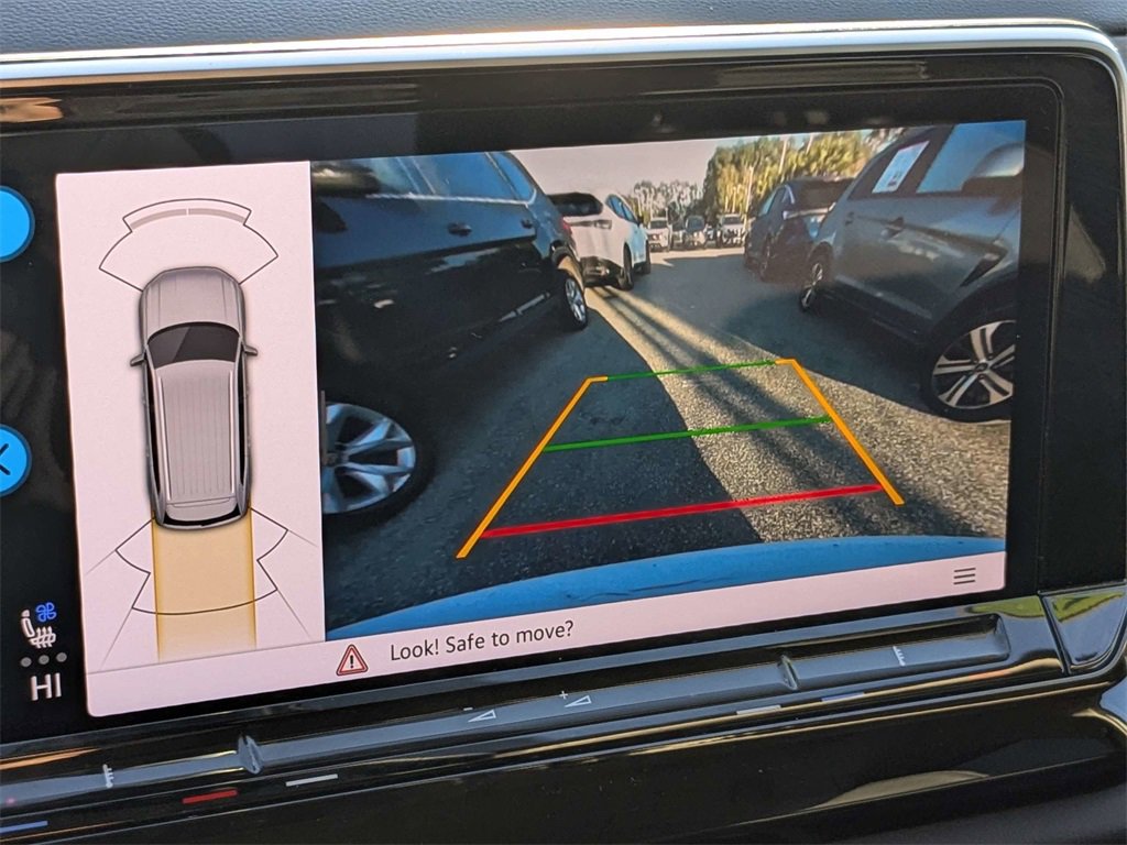 Used 2025 Volkswagen Atlas SE w/ Black Wheel Package image 24