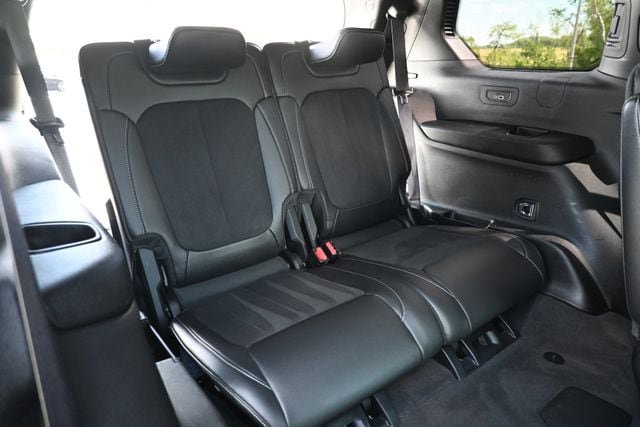 Used 2022 Jeep Grand Cherokee L Laredo AWD/4WD image 22