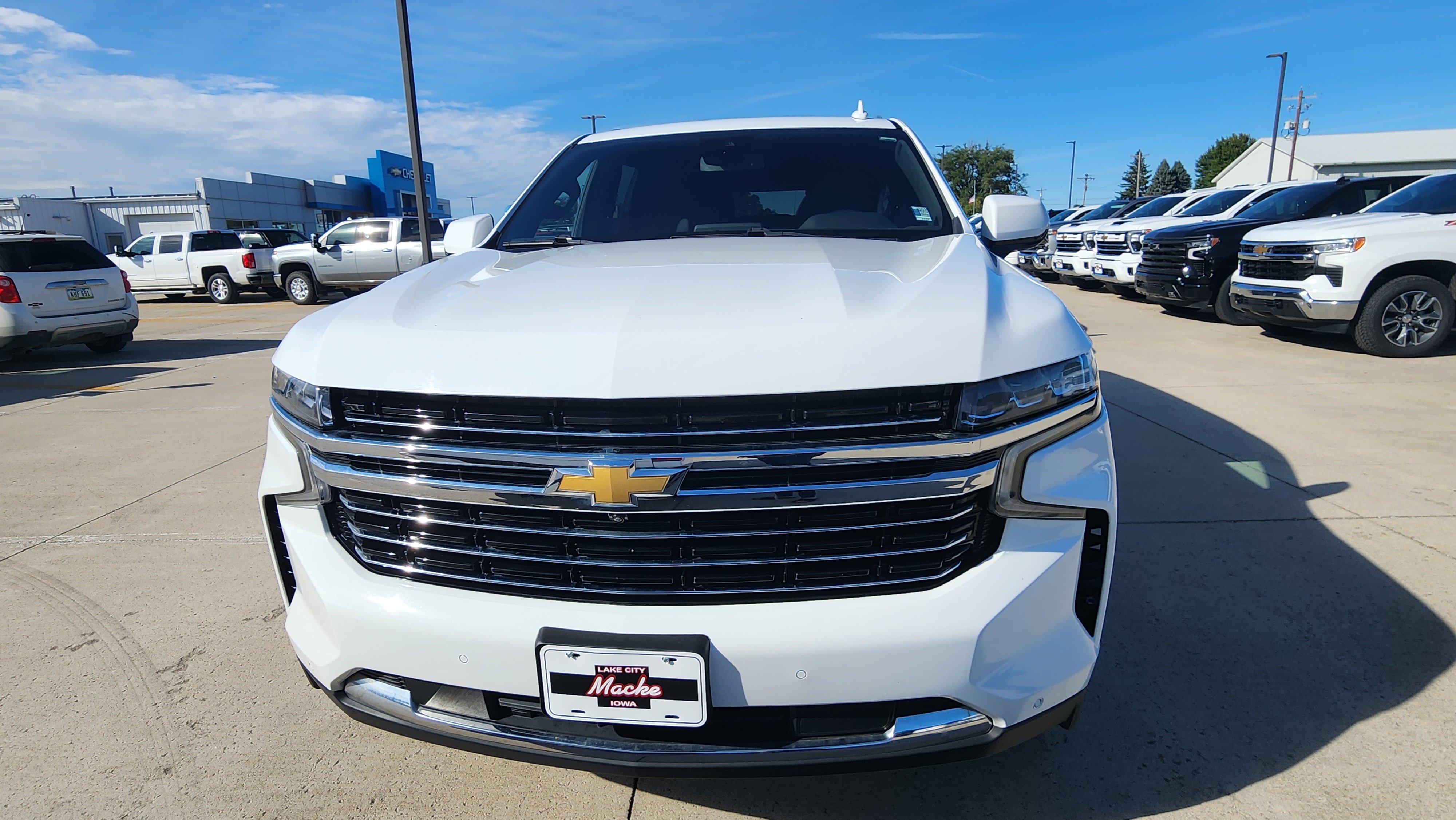 Certified 2023 Chevrolet Tahoe LT w/ Luxury Package AWD/4WD image 2