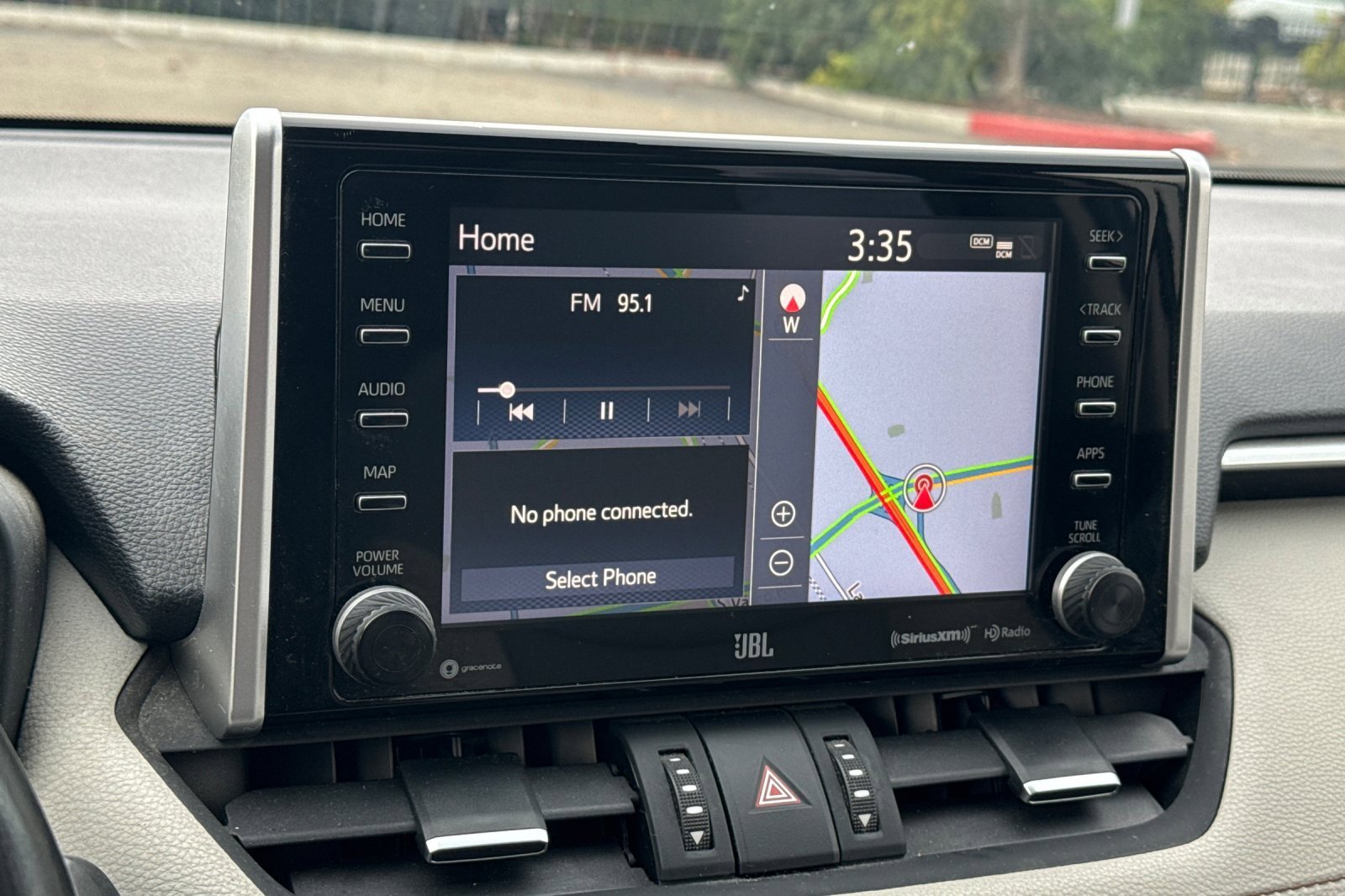 Used 2020 Toyota RAV4 Limited image 26