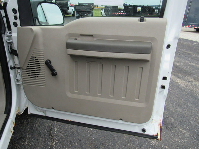 Used 2008 Ford F250 2WD Regular Cab Super Duty image 13