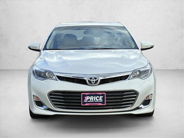 Used 2015 Toyota Avalon XLE video 2