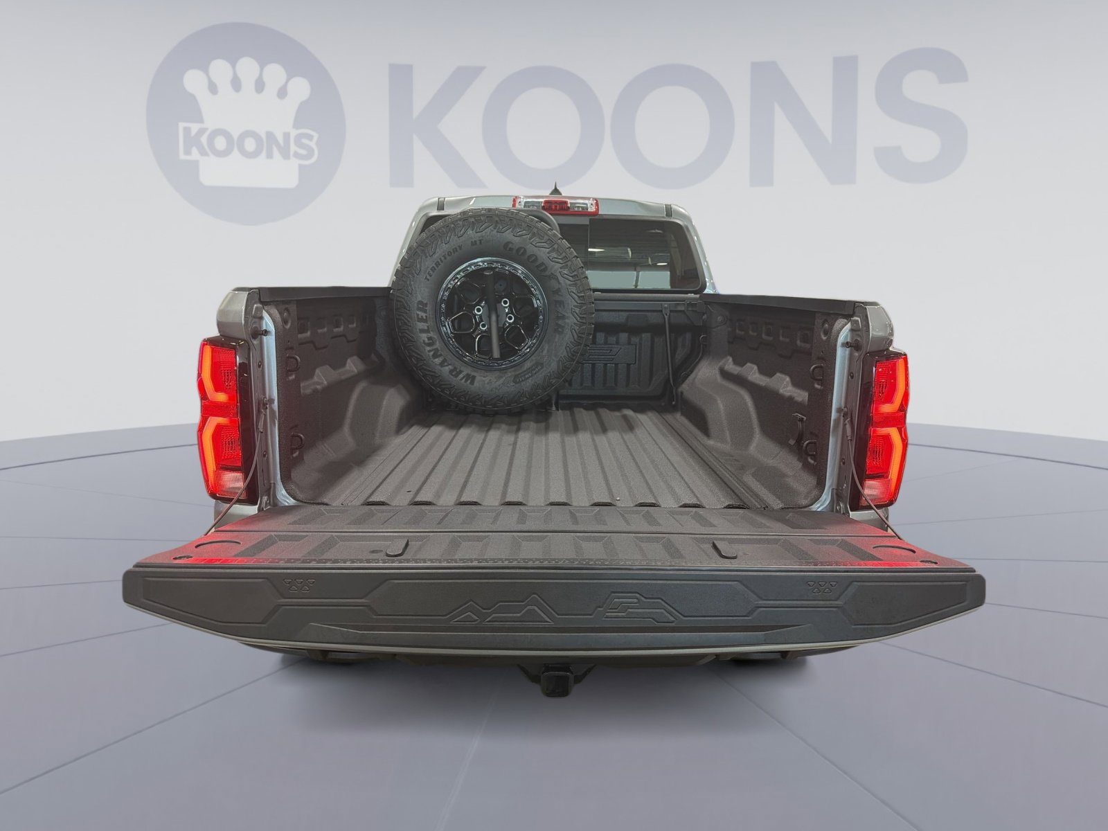Used 2024 Chevrolet Colorado ZR2 w/ ZR2 Bison Edition AWD/4WD image 31