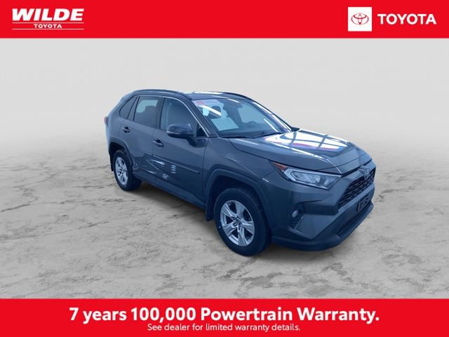 Used 2020 Toyota RAV4 XLE w/ All Weather Liner Package image 3