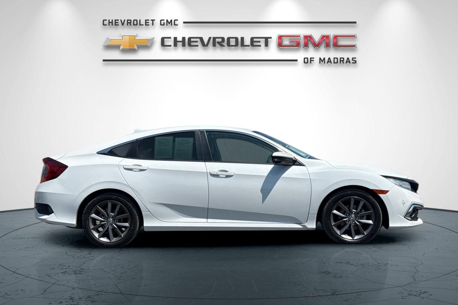 Used 2019 Honda Civic EX image 2